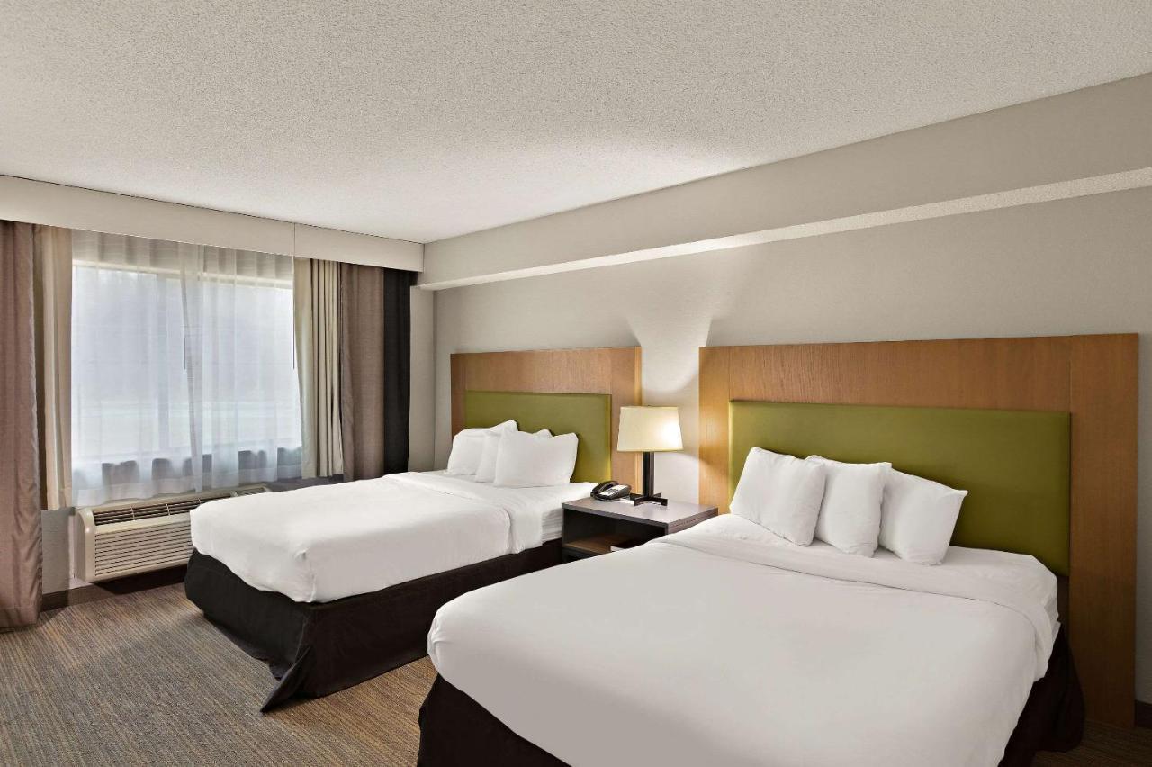 Country & By Radisson, Jonesborough-johnson City West, Tn 2*